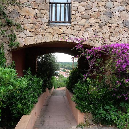 Calarossa Sardinia Apartments Isola Rossa Kültér fotó